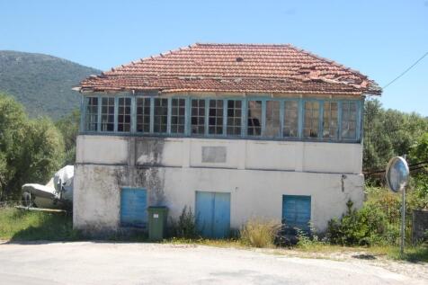 Front of the house 