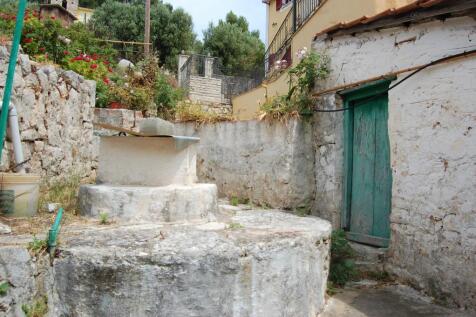 Water cistern