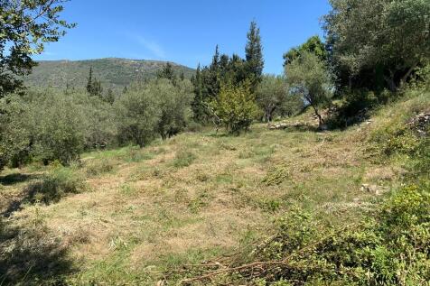 Flat areas of land