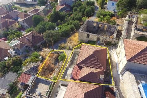 Aerial view &amp; border