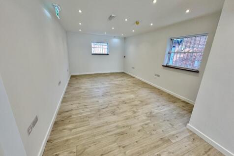 81 High Street (7)