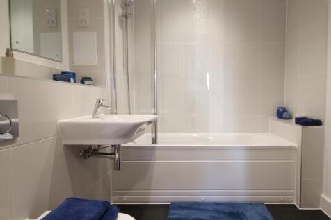 Screenshot 2025-0...