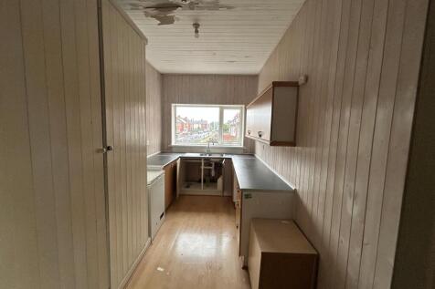 WhatsApp Image 2025-10-01 At 14.59.25 41ba5969 T202510021109.jpg