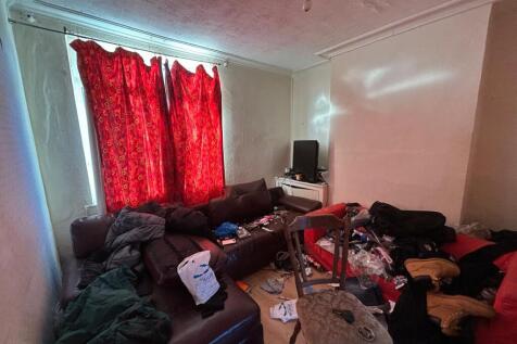 WhatsApp Image 2025-12-02 At 10.46.47 D15f357e T202512081408.jpg