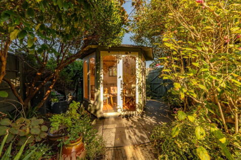 Property Image 32