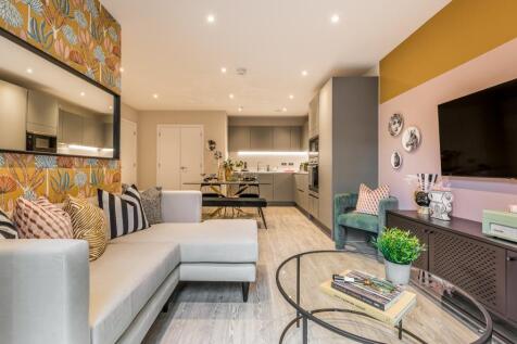 Plot B04 - Living / Dining / Kitchen - The Franklin