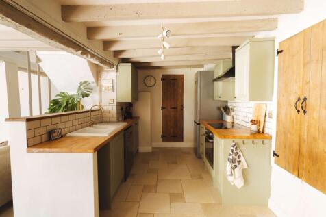 Kitchen / Sitting Room