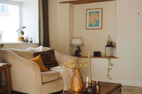 Kitchen / Sitting Room