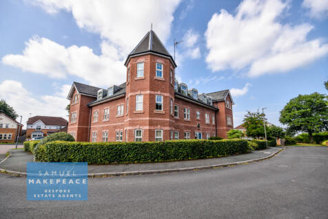 Fully Renovated Two Bedroom Flat to Let