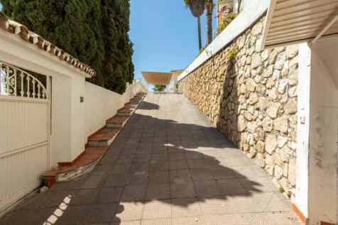 Property Image 38