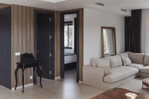 Property Image 135
