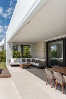 Property Image 100