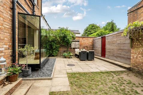 South Facing Garden