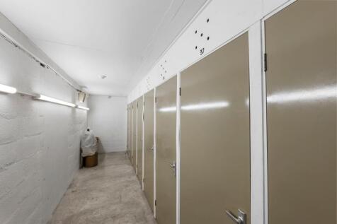 Lockable storage