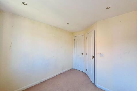 BEDROOM3.jpeg
