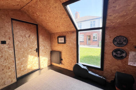 GARDEN OFFICE.jpeg