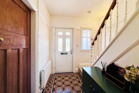 HALLWAY (2).jpeg