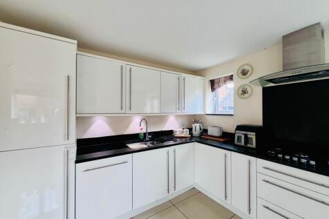 KITCHEN (4).jpeg