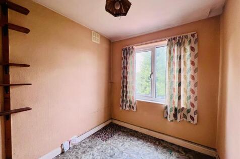 BEDROOM 3.jpg