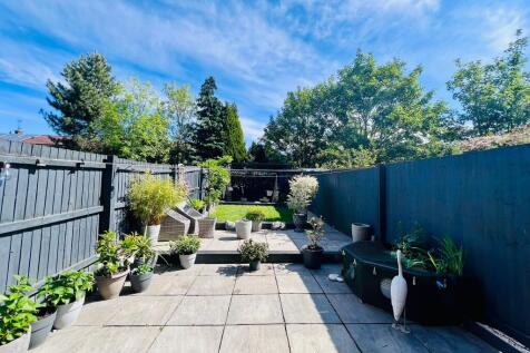 GARDEN (2).jpg