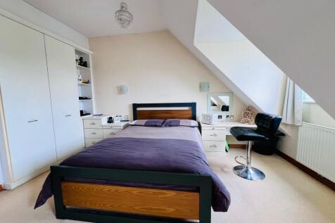 BEDROOM1.jpeg
