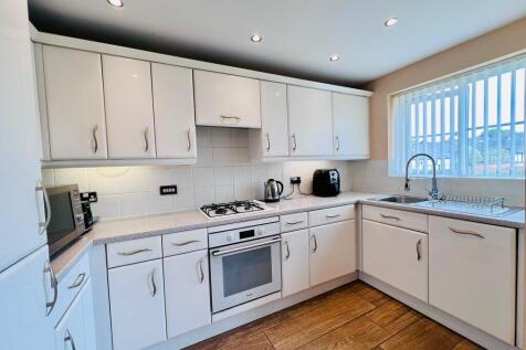 KITCHEN.jpeg