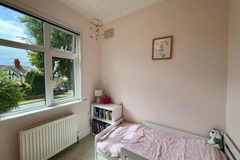 Bedroom Three.jpg