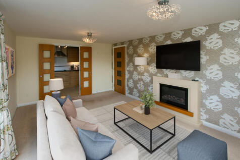 LOUNGE 2.jpg