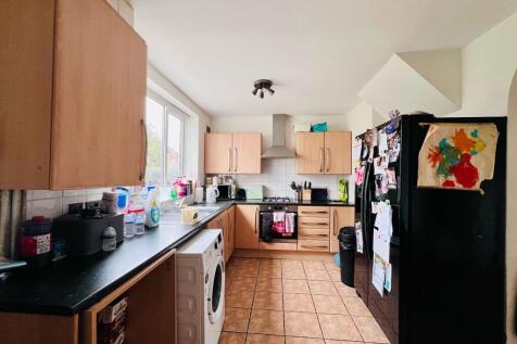 KITCHEN2.jpeg