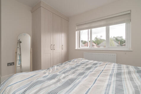 BEDROOM3.jpg