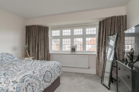 BEDROOM1 (2).jpg