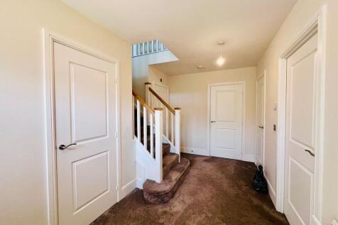 HALLWAY.jpg