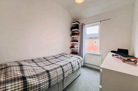 BEDROOM3 (2).jpg