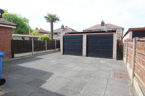 R Rear Garden.jpg