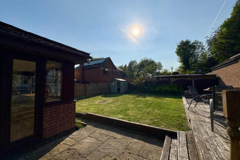 87 Sunningdale Rear 1.jpg