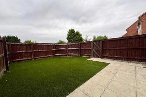 12 Lavender Rear Garden.jpg