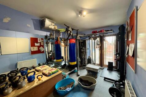 Studio Gym