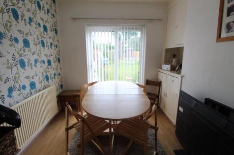 R Dining Room.JPG