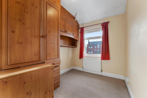 117 Knutsford Road1.jpg