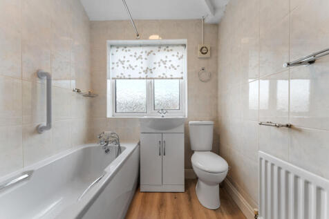 117 Knutsford Road10.jpg