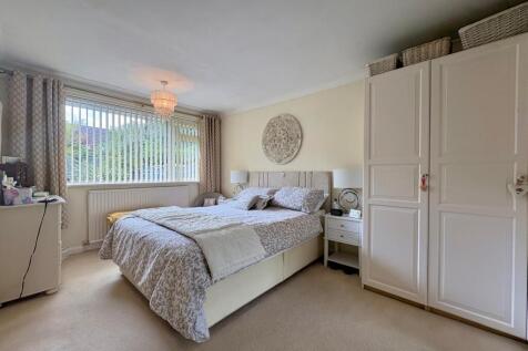 14 Howard Master Bedroom.jpg
