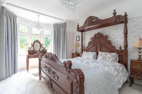 Bed 1-min.jpg