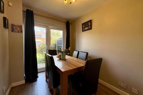 Dining Room 1.jpg