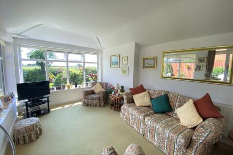 R Garden Room (2).jpg