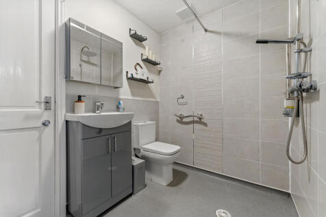 3 Watton Close13.jpg