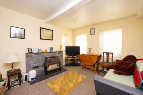 Flat Two T202506191007.jpg