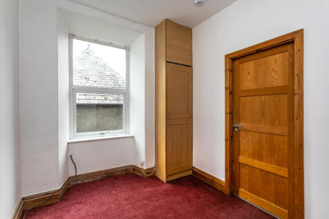 Bedroom 2A T202509231352.jpg