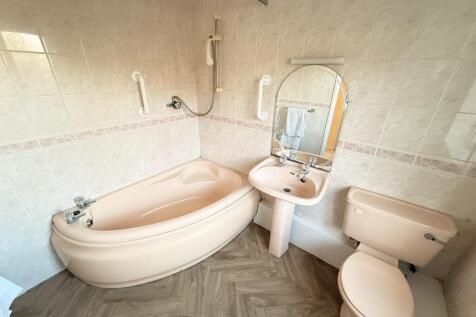 IMG 2210 T202511211115.jpg