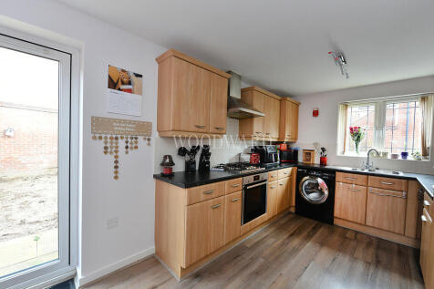 Kitchen/Dining Ro...