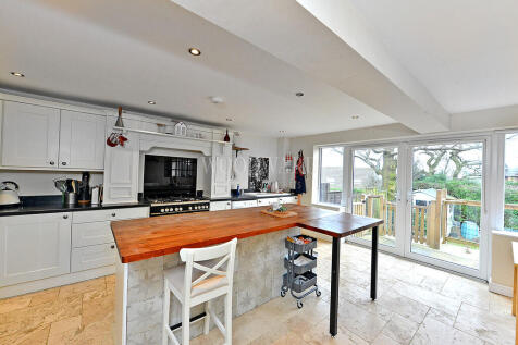 Kitchen/Dining Ro...